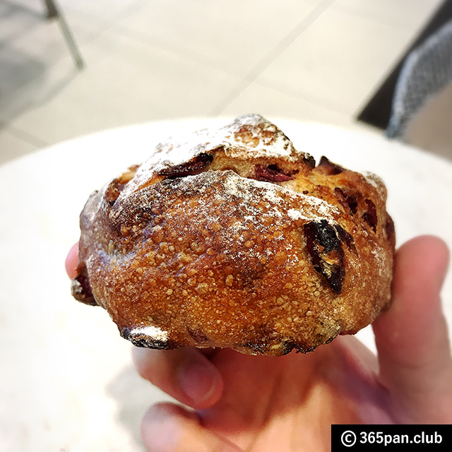 【駒沢大学】本場フレンチ出身シェフが作るパン『グリオット』感想